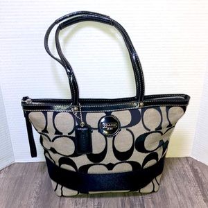 Coach Shoulder Bag